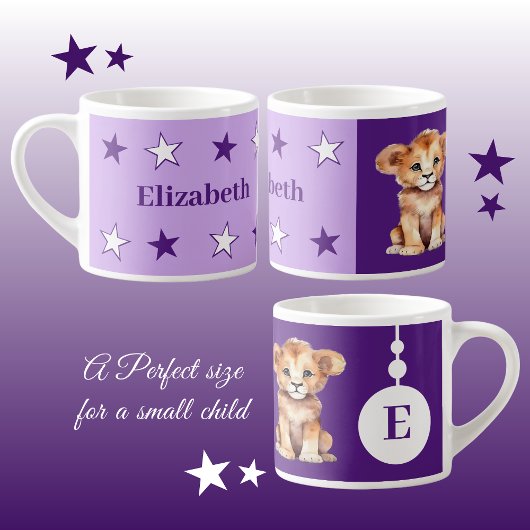 Tasse der Kinderlilie personalisierter Name lila