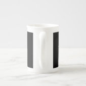 Tasse der Knochen-China (Rückseite)