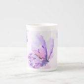 Tasse der lila Butterfly-Knochen-China (Vorderseite)