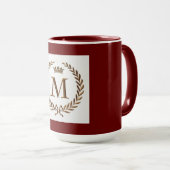 Tasse der Maroon-Farbe mit Monogramm (VorderseiteRechts)