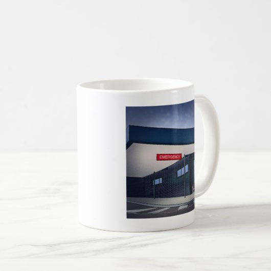 Tasse der Notfallabteilung (VorderseiteRechts)