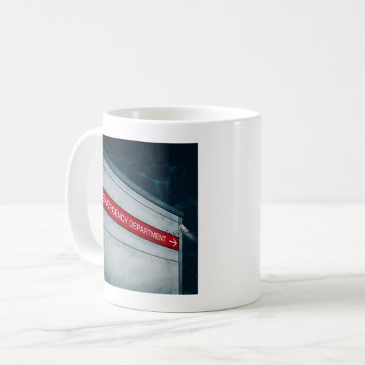 Tasse der Notfallabteilung (Vorderseite Links)