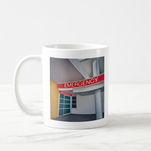 Tasse der Notfallabteilung (Links)