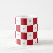 Tasse der roten karierten Liebe (Mittel)