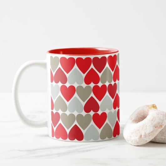 Tasse der roten Liebe (Mit Donut)
