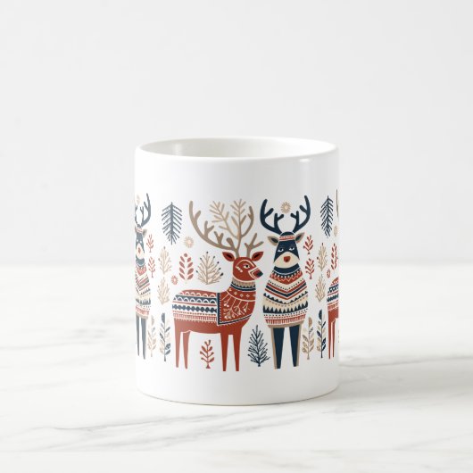 Tasse der skandinavischen Weihnachtsbaume (Mittel)
