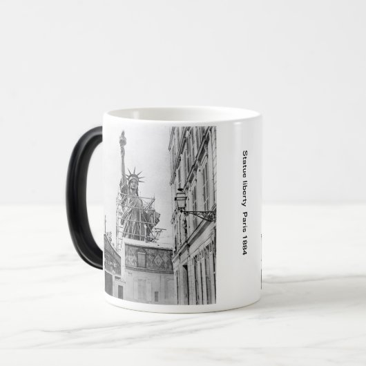 Tasse der Statue (Vorderseite Links)
