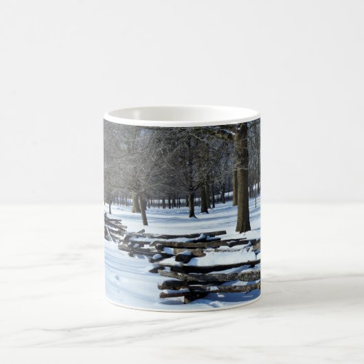 Tasse der Winterlandschaft (Mittel)