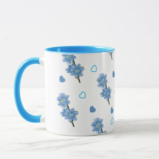 Tasse des Blumenkaffees (Links)