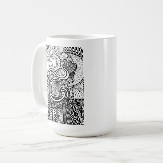 Tasse des Buchstabe-E, Kunst durch Kaffee-Tasse (Vorderseite Links)