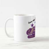 Tasse des Kaffees mit dem offiziellen MGTSPS Logo (Links)