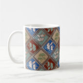 Tasse des Kaffees mit Gingko-Blattdesign (Links)
