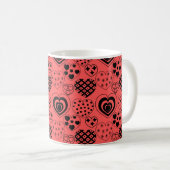 Tasse des Kaffees mit wiederholtem Herz (VorderseiteRechts)