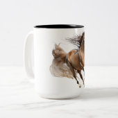 Tasse des Kanternden Pferdes (Vorderseite Links)