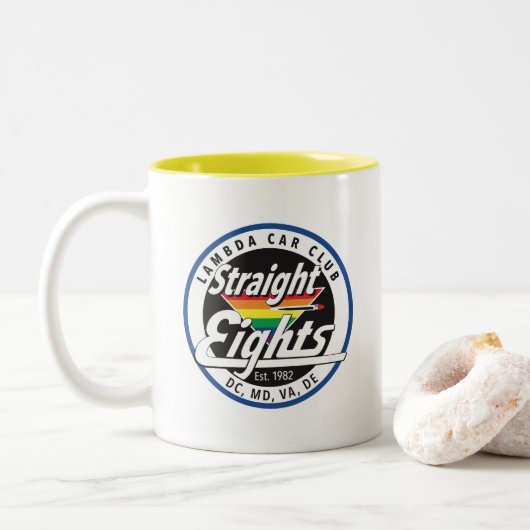 Tasse des LCCI-Kaffees (Mit Donut)