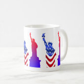 Tasse des Liberty-White-Kaffees (VorderseiteRechts)