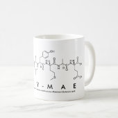 Tasse des Lily-Mae-Peptids (VorderseiteRechts)