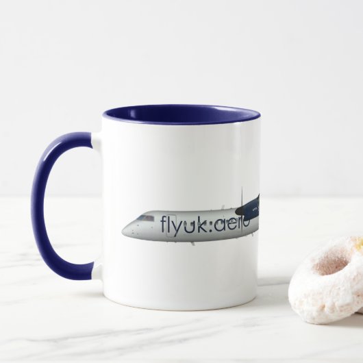 Tasse des Schlag-8 (Mit Donut)