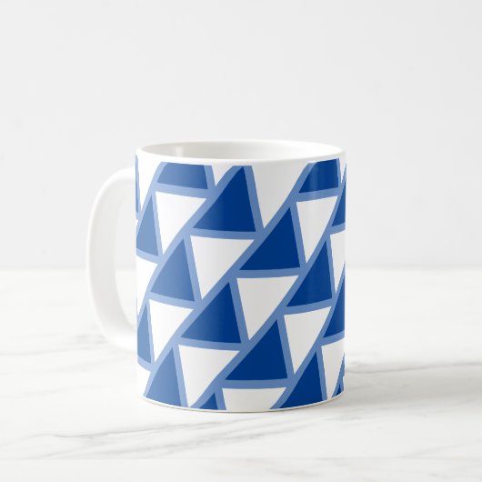Tasse - Dreiecke in blau (Vorderseite Links)