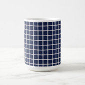 Tasse für coole blaue Quadrate (Mittel)