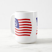 Tasse für das US-Friedenszeichen (Vorderseite Links)