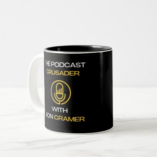Tasse für den Podcast-Kreuzfahrer mit Ron Cramer (Vorderseite Links)