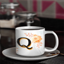Tasse für Monogramm-Floral - Eleganter Letter Q-wr