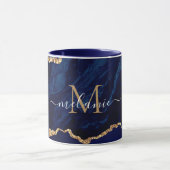Tasse für Navy Blue Gold-Marmor-Buchstaben (Zentrum)