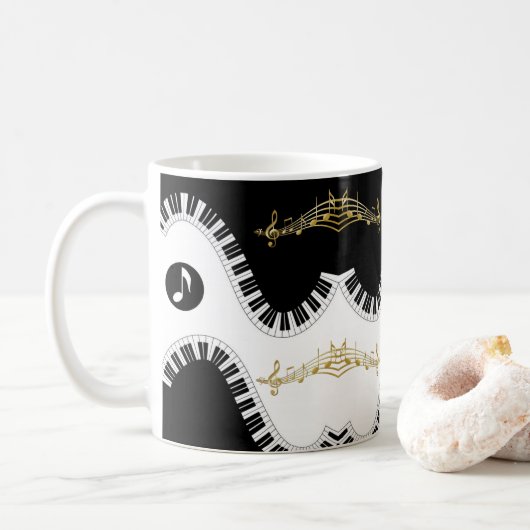 Tasse für Schwarz-weiße Piano-Musiknoten (Mit Donut)