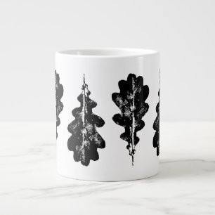Tasse für Schwarzweiß-Eichenblättern