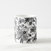 Tasse für Schwarzweiß-Wildblume (Mittel)
