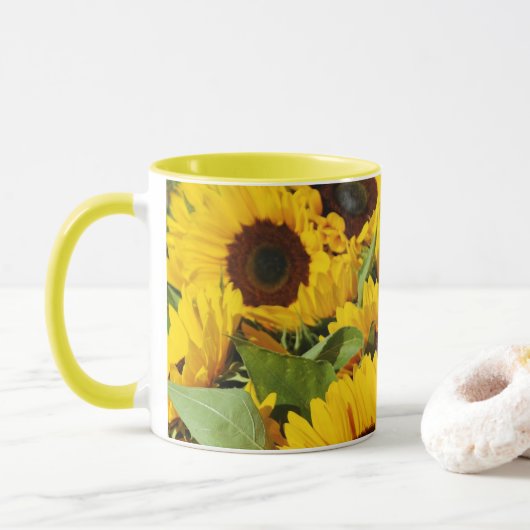 Tasse Große gelbe Sonnenblumen (Mit Donut)