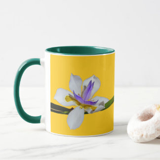 Tasse - Lilienpaar auf Gelb