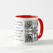 Tasse mit abstraktem Schwarz-Weiß-Doodle und Initi (VorderseiteRechts)