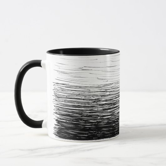 Tasse mit allmählichen Kratzern (Links)