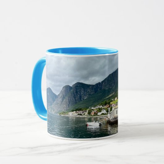 Tasse mit Aurlandsfjord (Vorderseite Links)