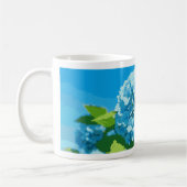 Tasse mit blau blauen Hydrangeas aus Pixel-Art (Links)