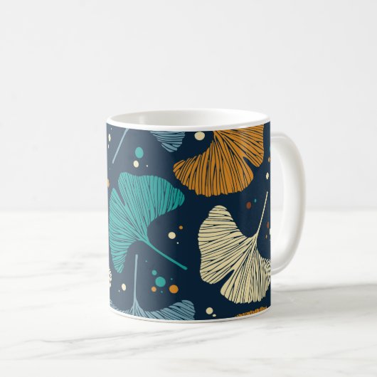 Tasse mit Blumenblättern (VorderseiteRechts)