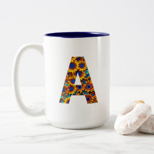 Tasse mit Buchstabe A und Sonnenblumen