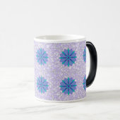 TASSE MIT COOLER BLAUE BLUME KUNST (VorderseiteRechts)