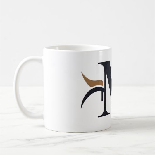 Tasse mit dem Zeichen "M" (Links)