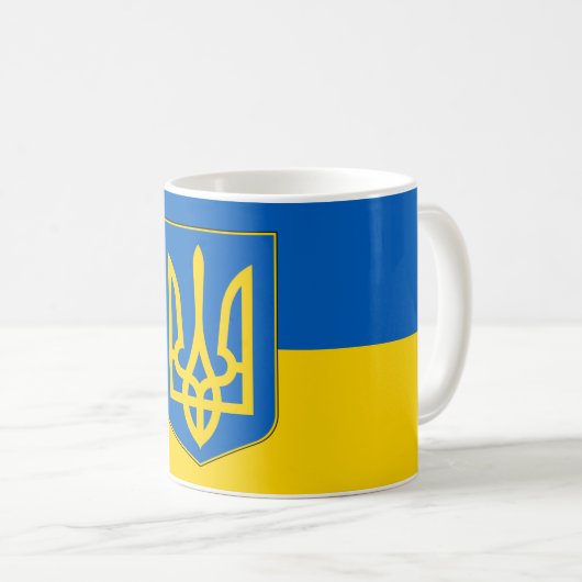 Tasse mit der Flagge der Ukraine (VorderseiteRechts)