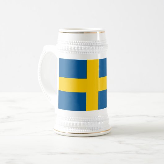 Tasse mit der Flagge Schwedens (Vorderseite Links)