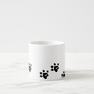 Tasse mit der Tatze des Dachshundes