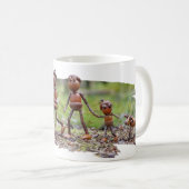 Tasse mit Eichelfen (VorderseiteRechts)