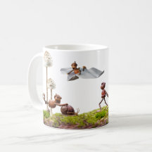 Tasse mit Eichelfen im Wald