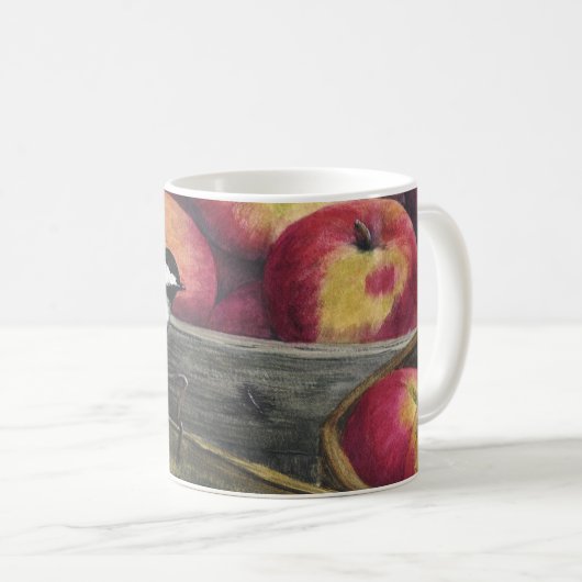 Tasse mit einem Chickadee auf einem Korb der Äpfel (VorderseiteRechts)