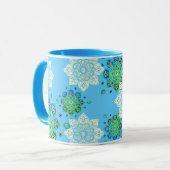Tasse mit farbenfrohen Medallien (Vorderseite Links)