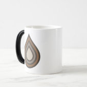 Tasse mit geschichteter Kunst (Vorderseite Links)