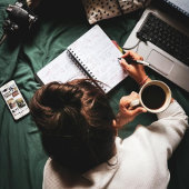 Tasse mit Glas und Kaffee, Kaffee